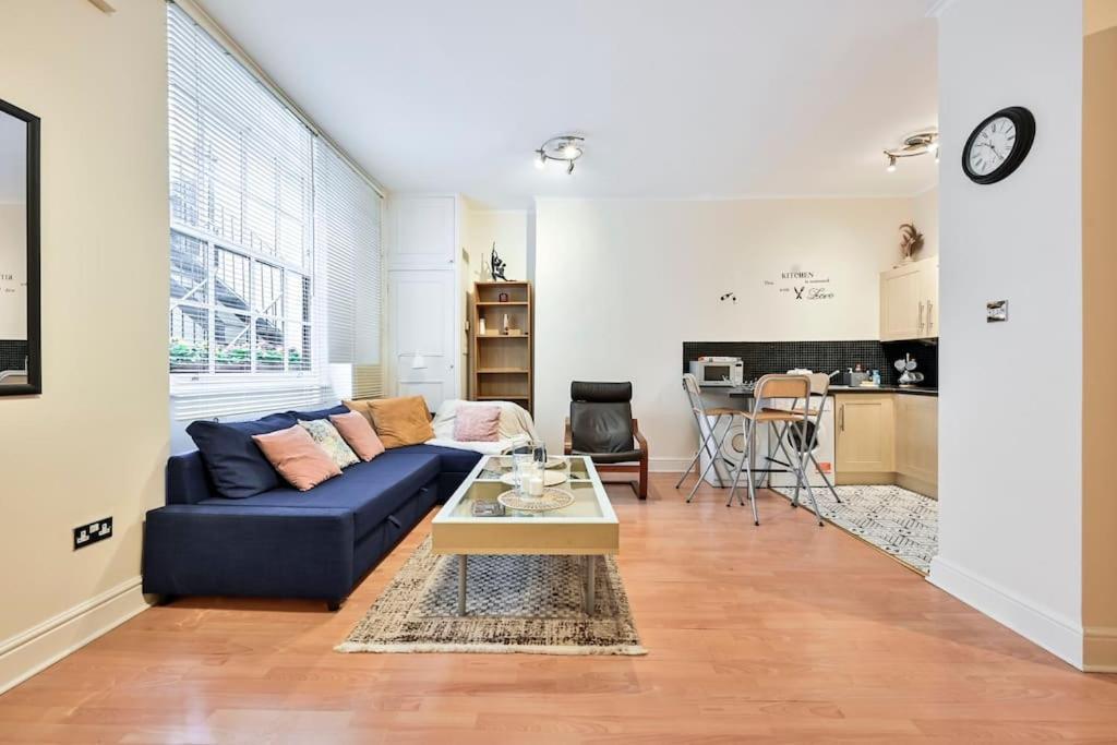 The Perfect Queensway Appartamento *